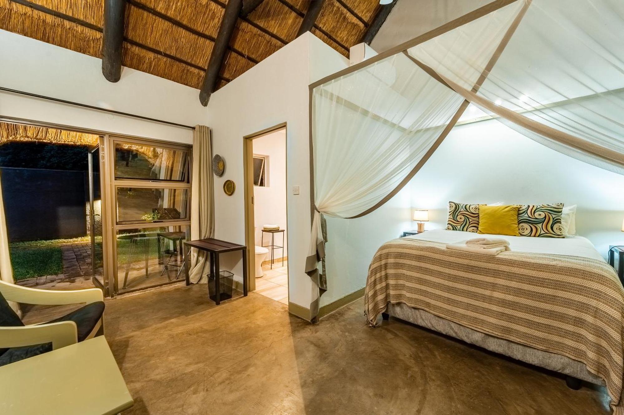 Nguni Lodge ヴィクトリア・フォールズ エクステリア 写真