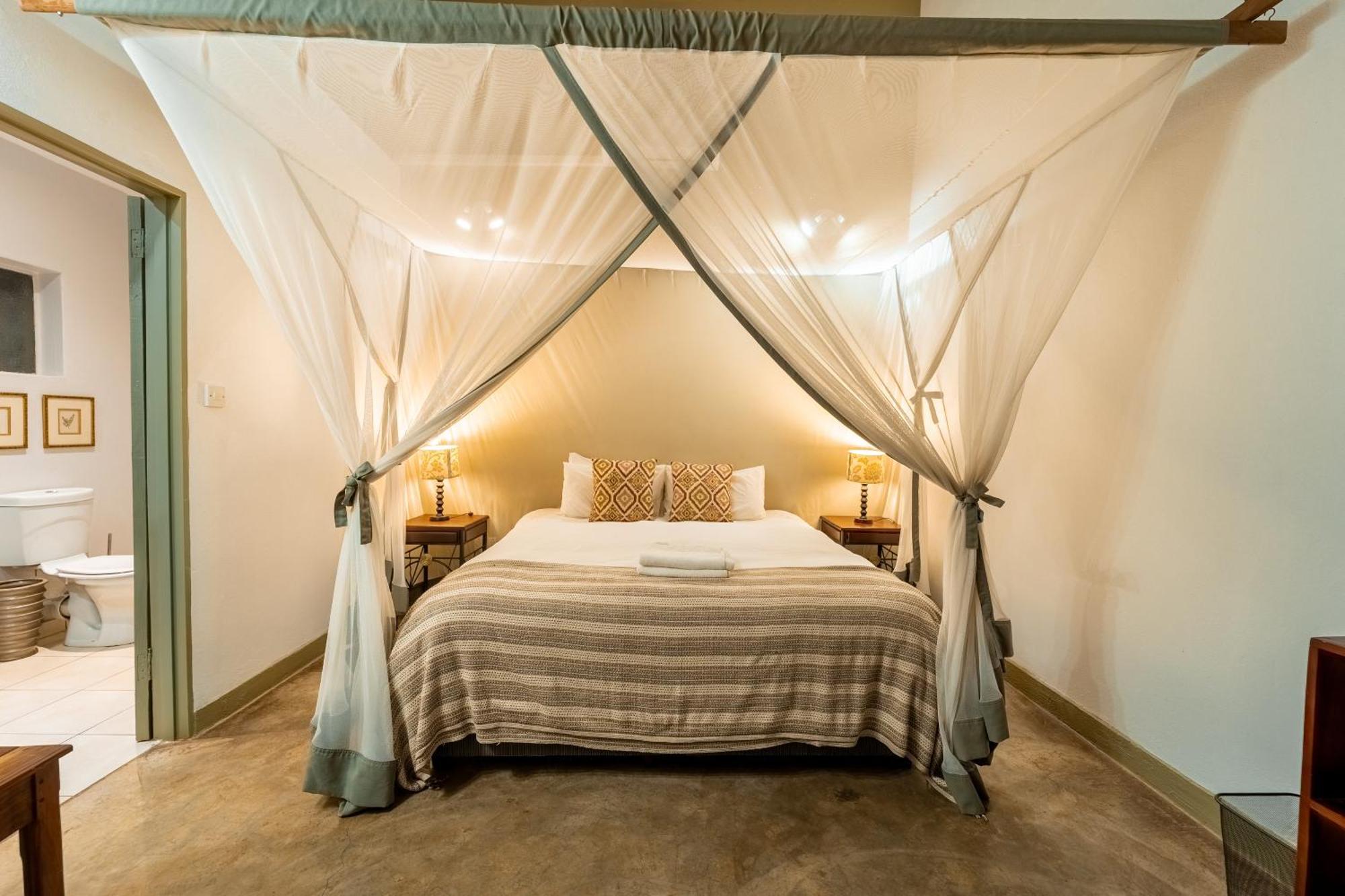 Nguni Lodge ヴィクトリア・フォールズ エクステリア 写真