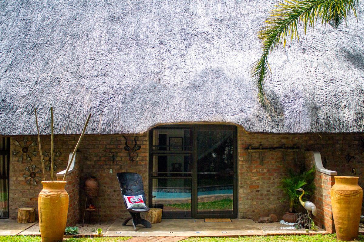 Nguni Lodge ヴィクトリア・フォールズ エクステリア 写真